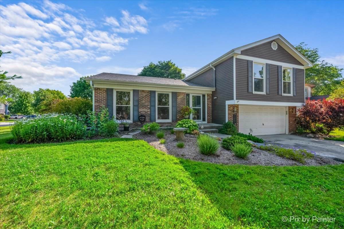 1021 Colony Drive - Photo 1