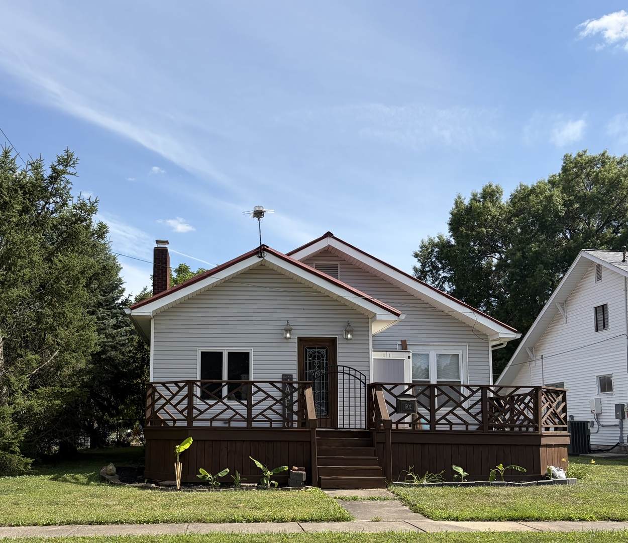 502 Cherry Avenue - Photo 1