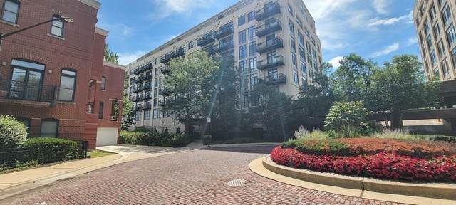 1525 Sangamon Street - Photo 1