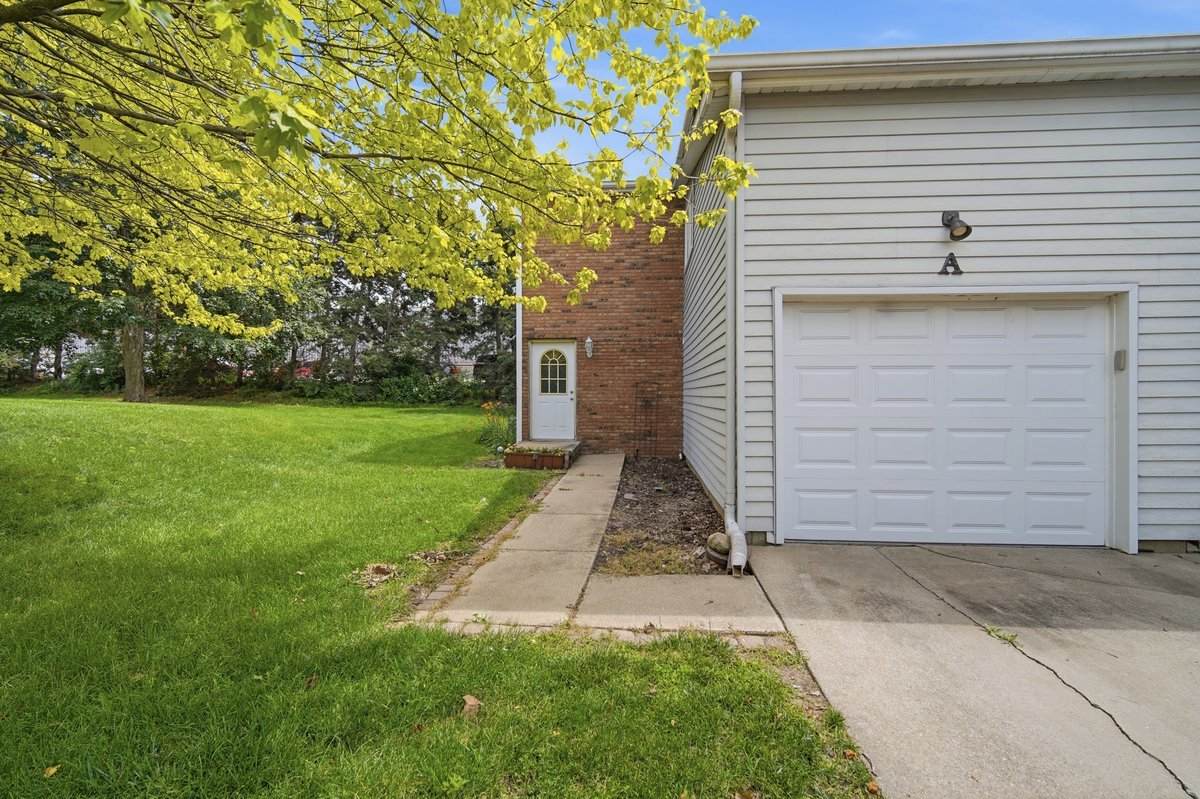1532 Hunt Drive - Photo 1