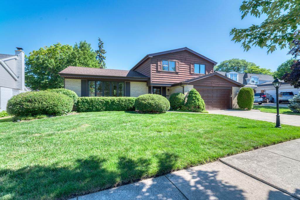 910 White Oak Street - Photo 1