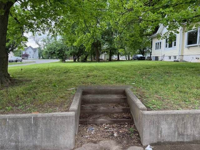 313 Walnut Street - Photo 1