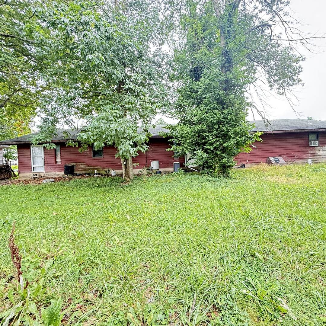 110 Clark Street - Photo 1