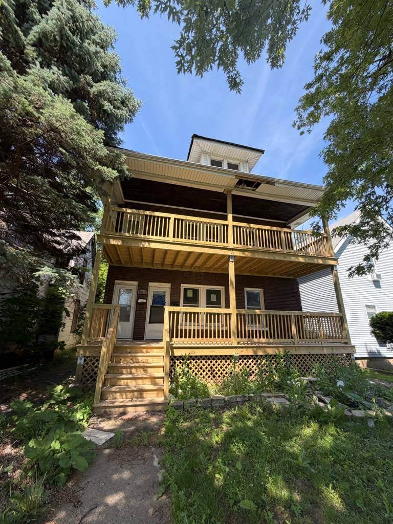 15416 Myrtle Avenue - Photo 1