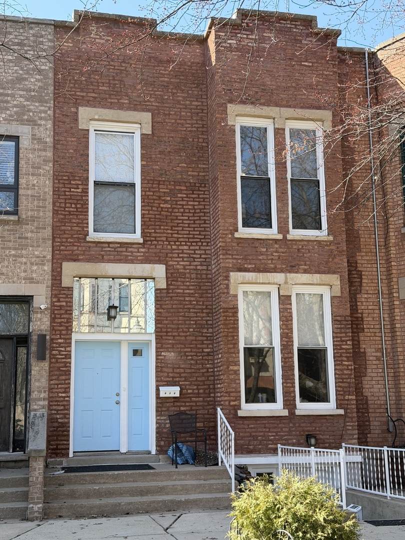 916 Bishop Street - Photo 1