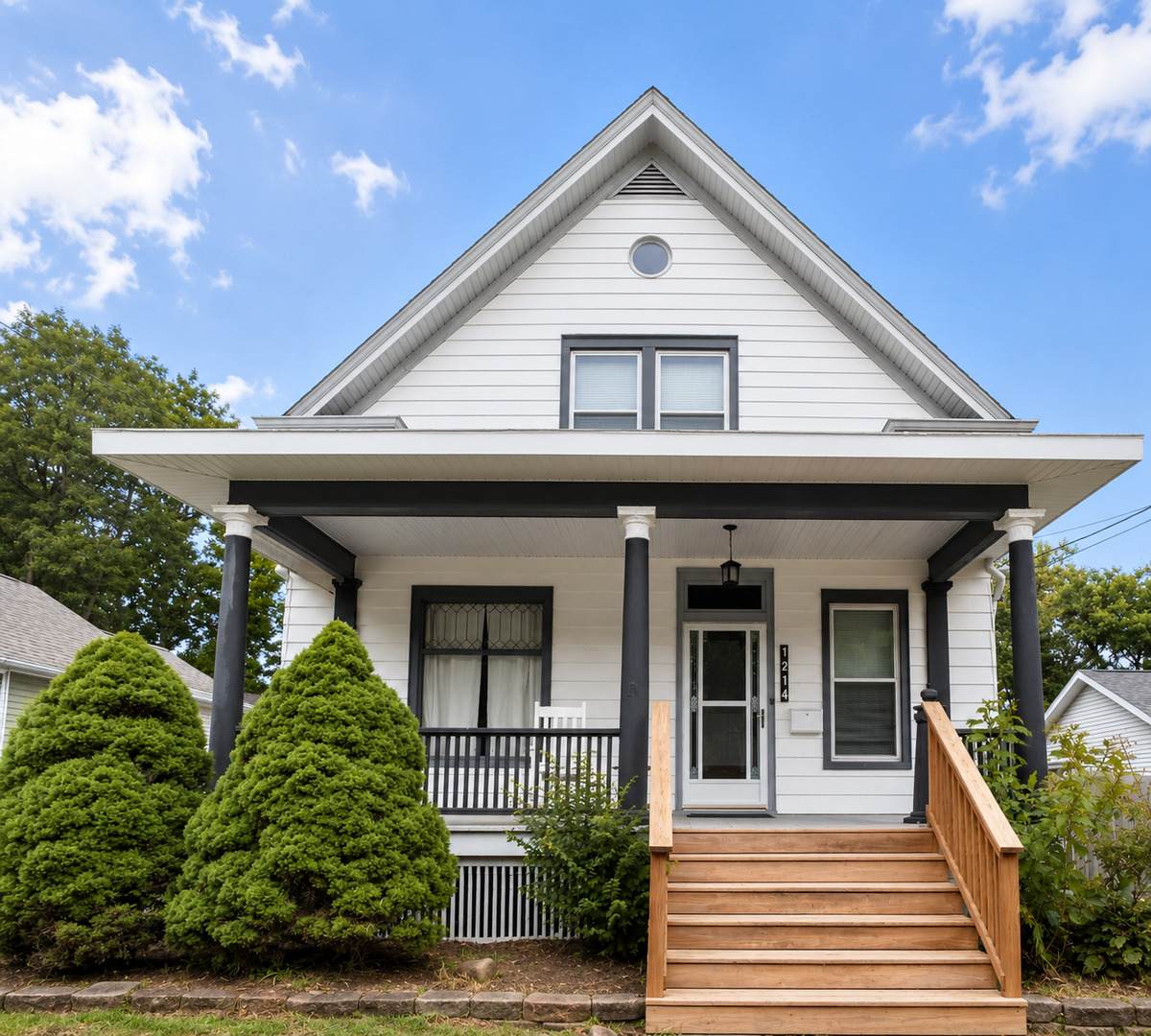 1214 Oak Street - Photo 1