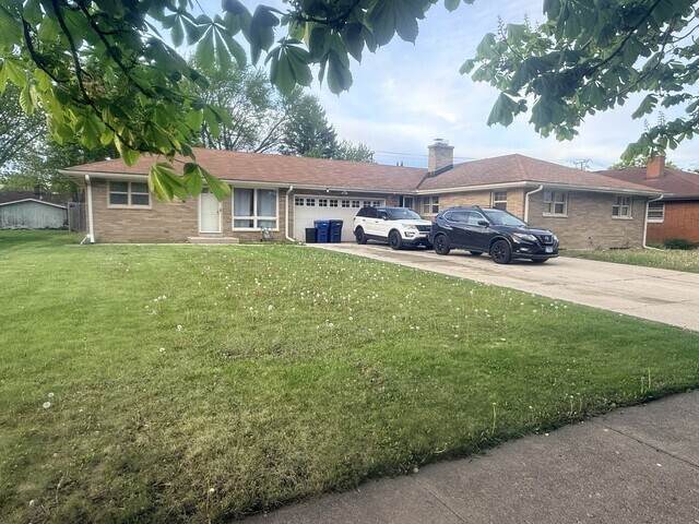 2406 Pearsall Parkway - Photo 1