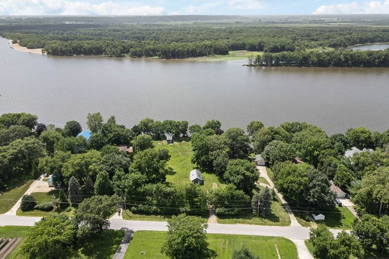 17520 River Road - Photo 1