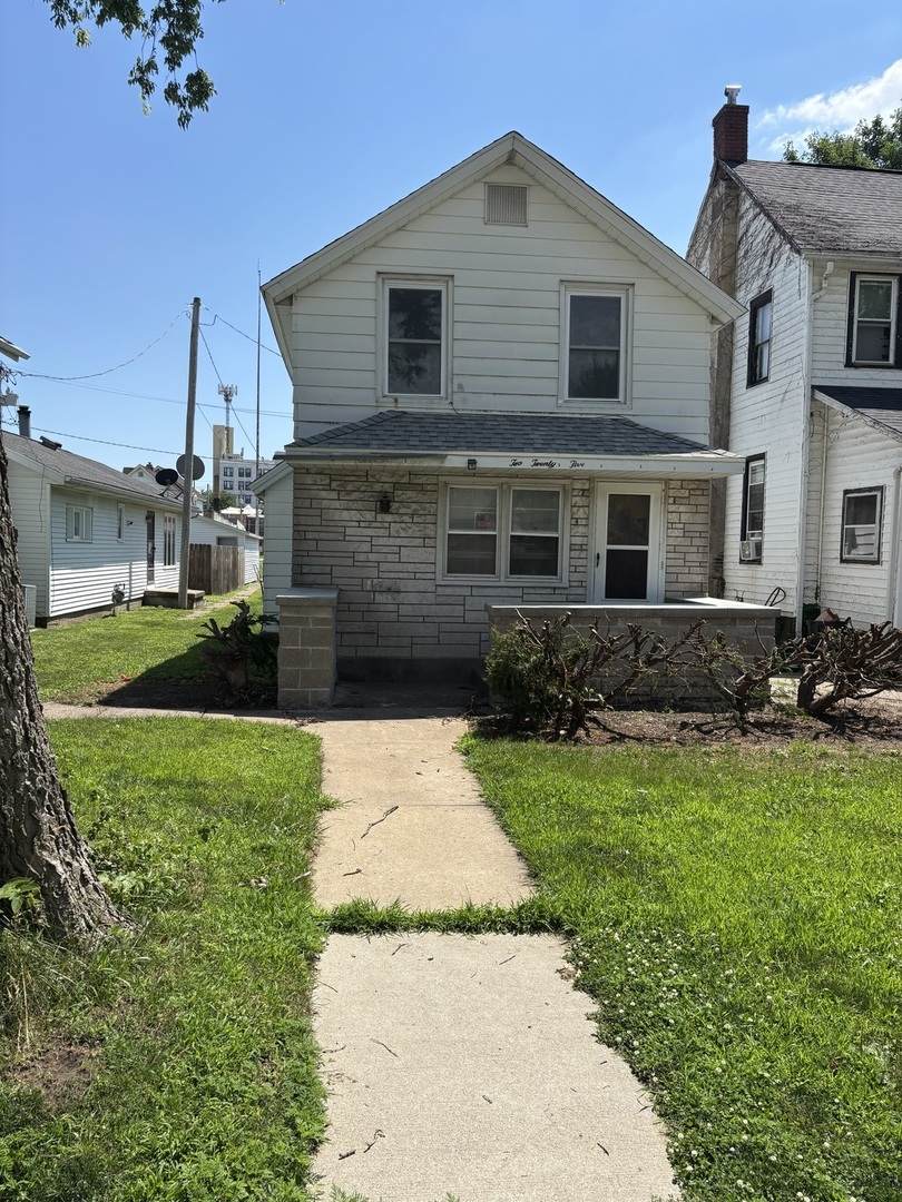 225 3rd Avenue - Photo 1