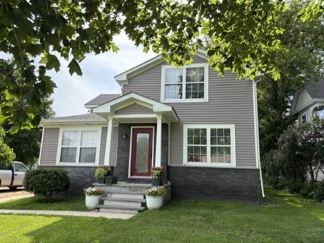 1208 Main Street - Photo 1