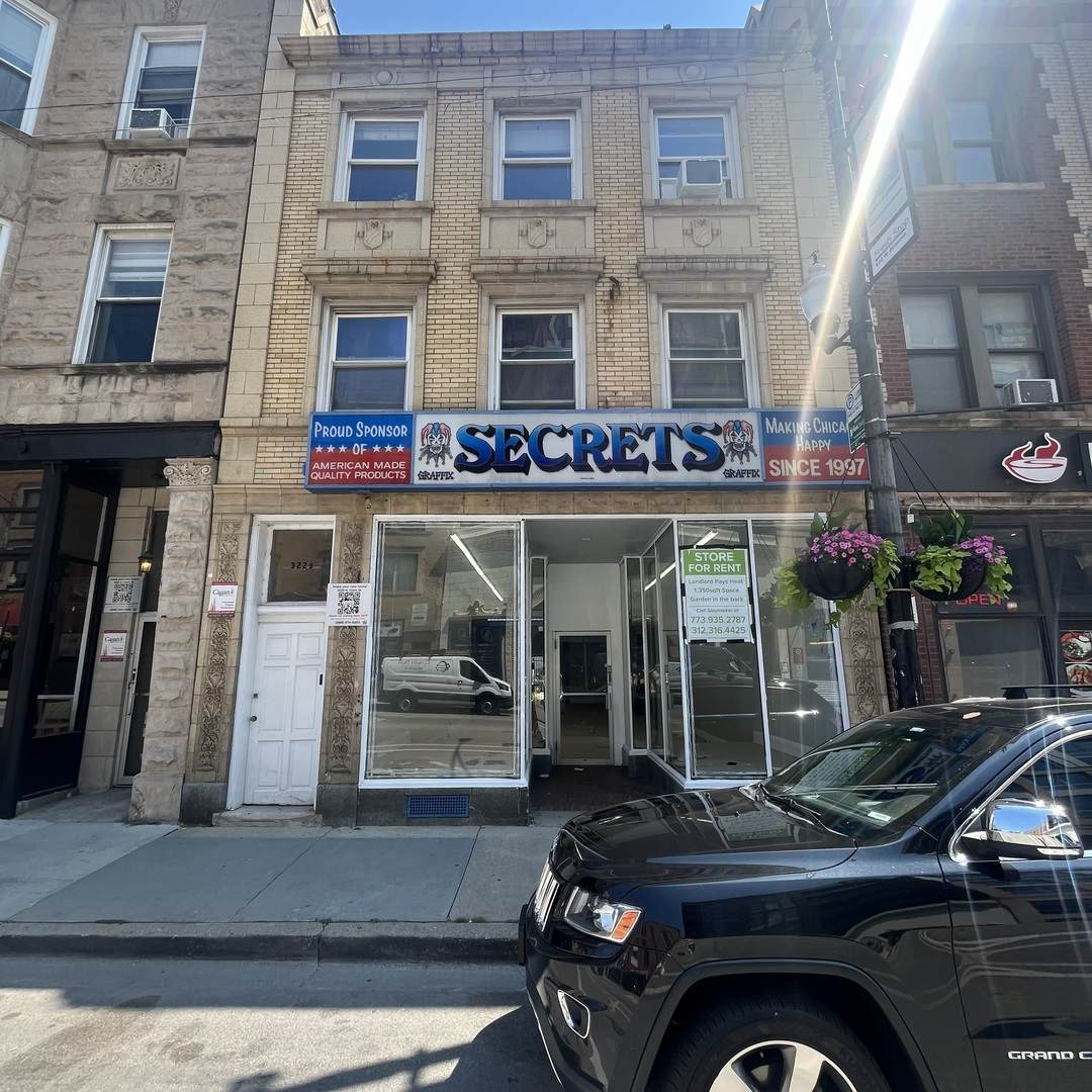 3229 Clark Street - Photo 1