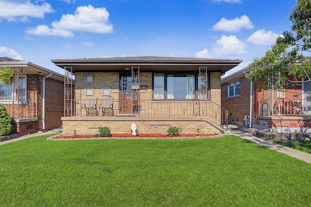 11543 Ewing Avenue - Photo 1