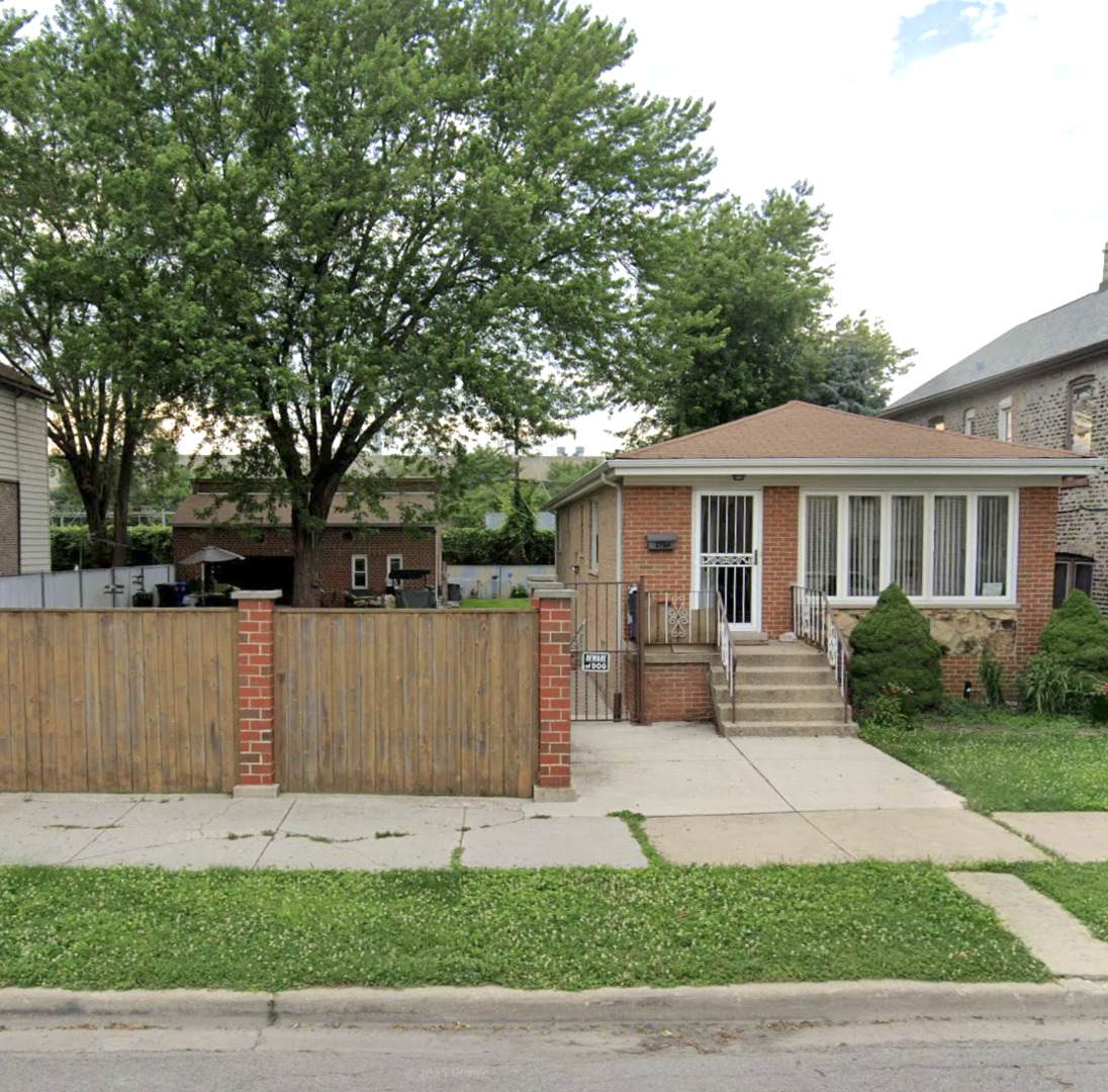 2706 Hillock Avenue - Photo 1