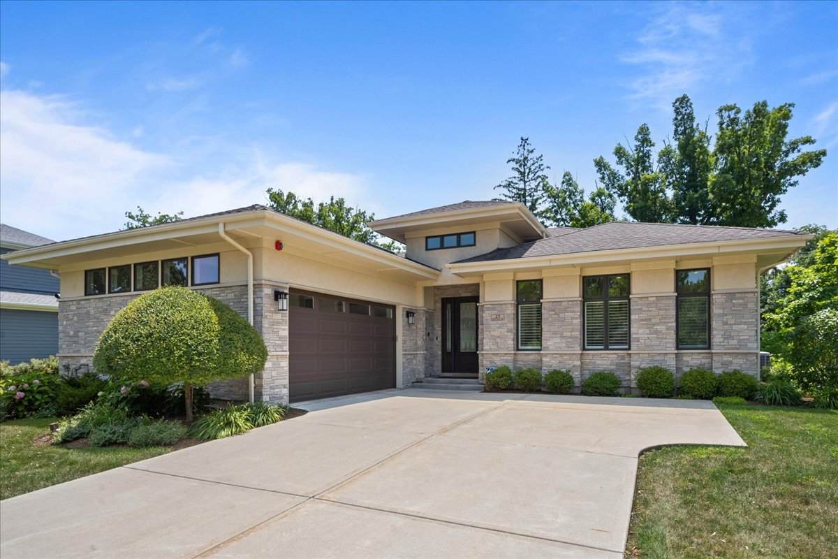 23 Heritage Drive - Photo 1