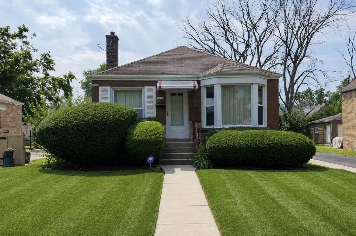 2536 13th Avenue - Photo 1