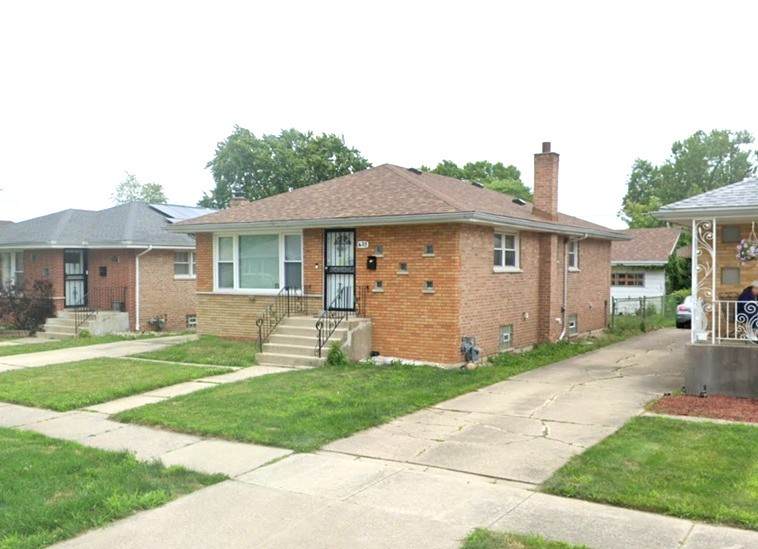 435 Crandon Avenue - Photo 1