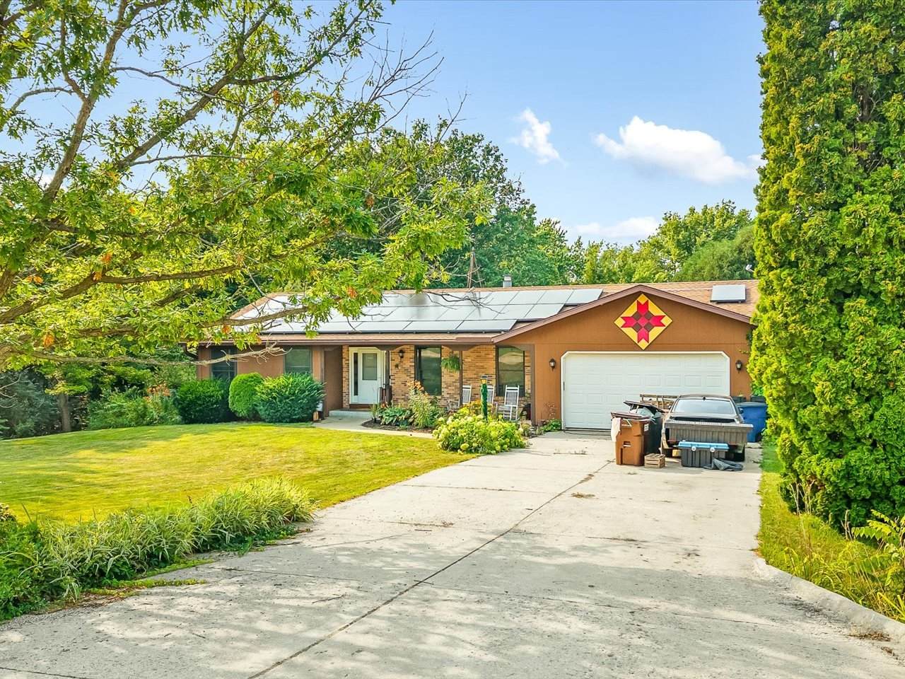 3222 Silver Ridge Drive - Photo 1