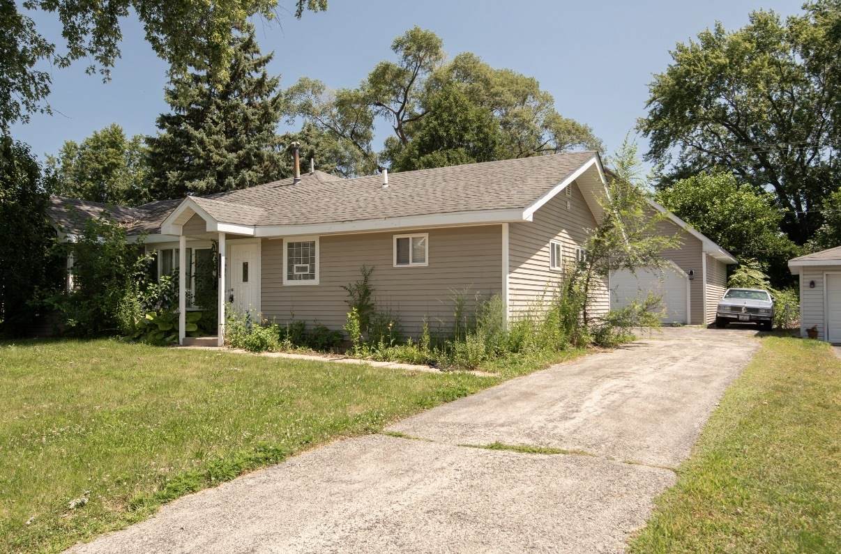 1612 Burry Circle Drive - Photo 1
