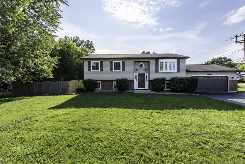38484 North Shore Avenue - Photo 1