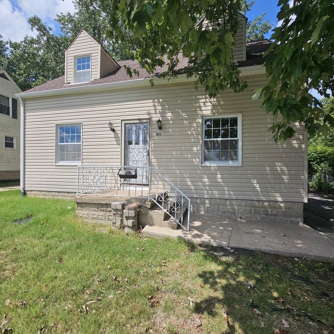 105 20th Street - Photo 1