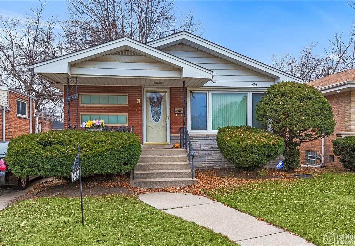 14504 Ellis Avenue - Photo 1