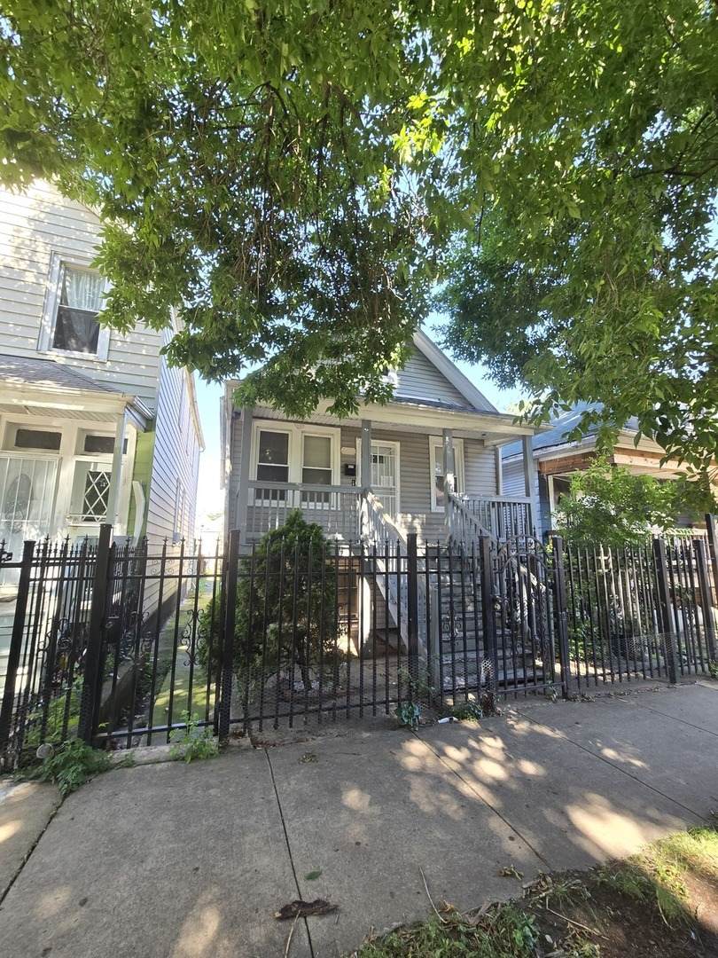 8622 Escanaba Avenue - Photo 1