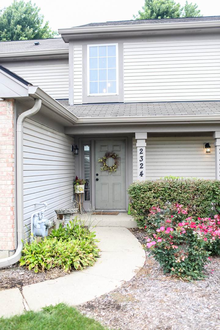 2324 College Green Drive - Photo 1