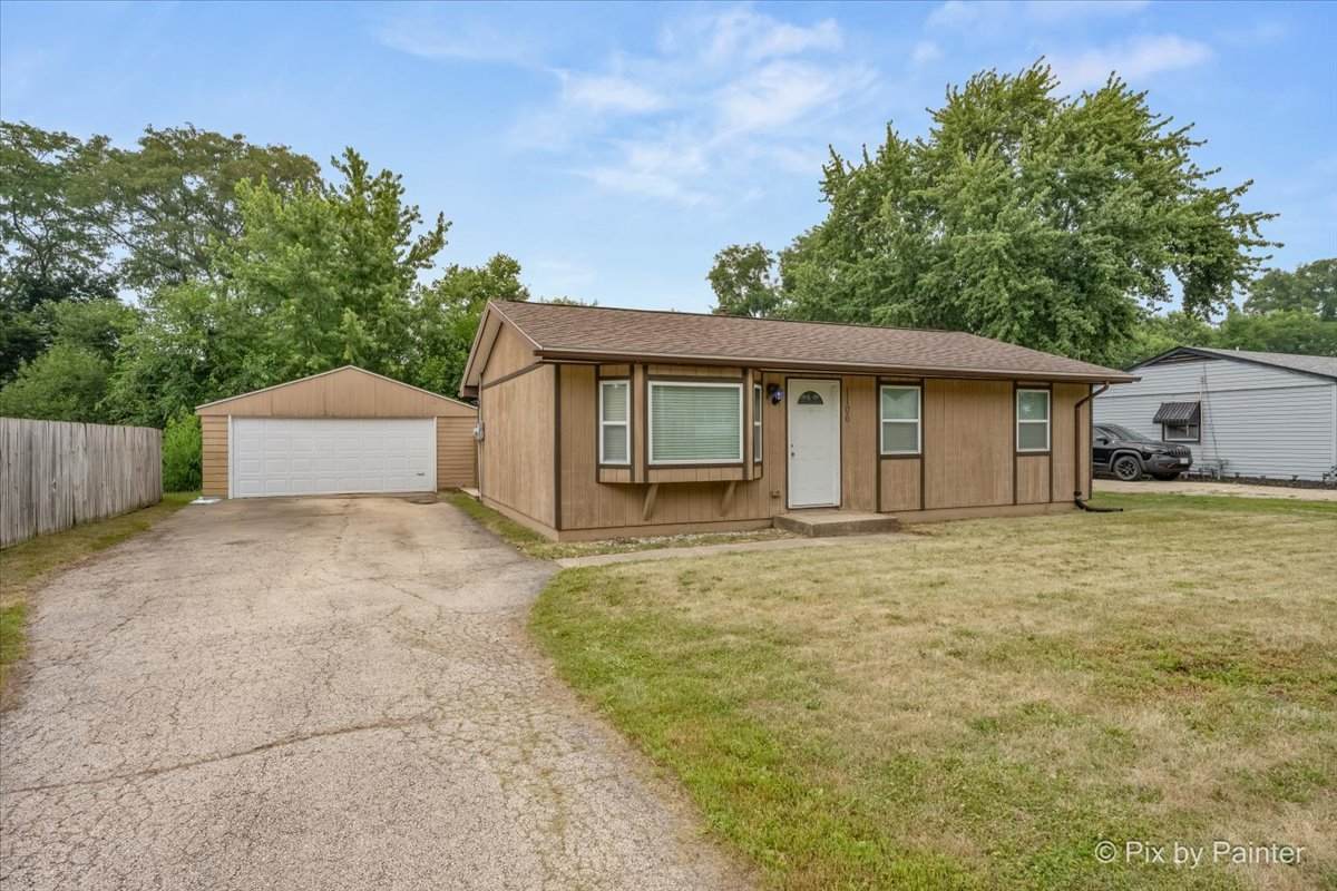 1106 Emerald Lane - Photo 1
