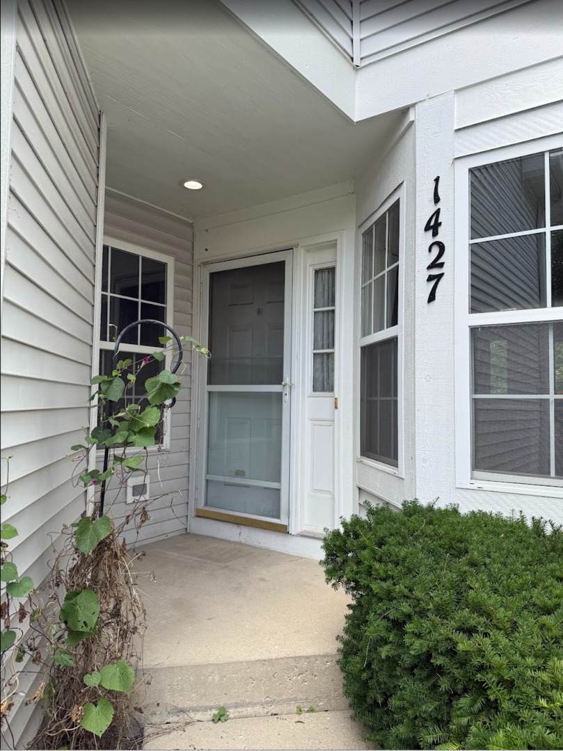 1427 Meadowsedge Lane - Photo 1