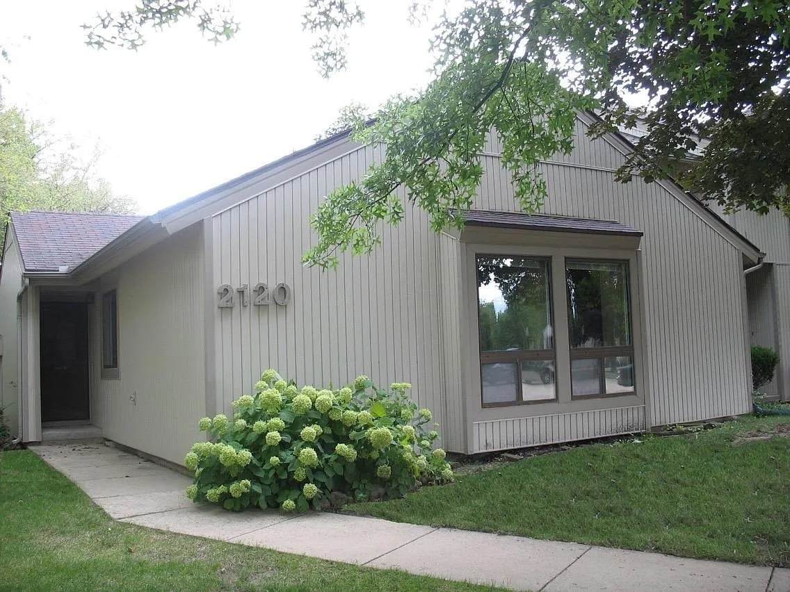 2120 Melrose Drive - Photo 1