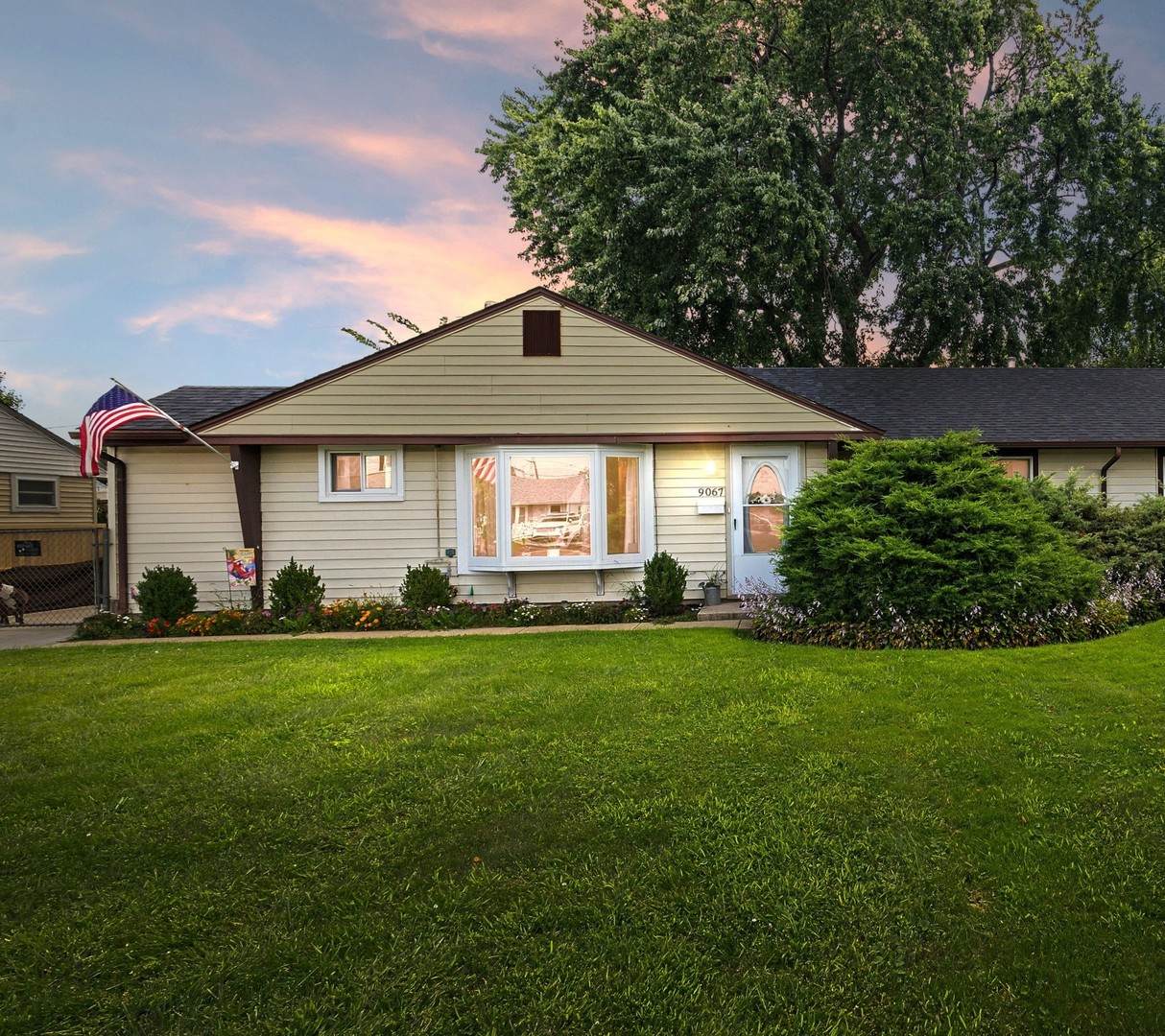 9067 Main Street - Photo 1