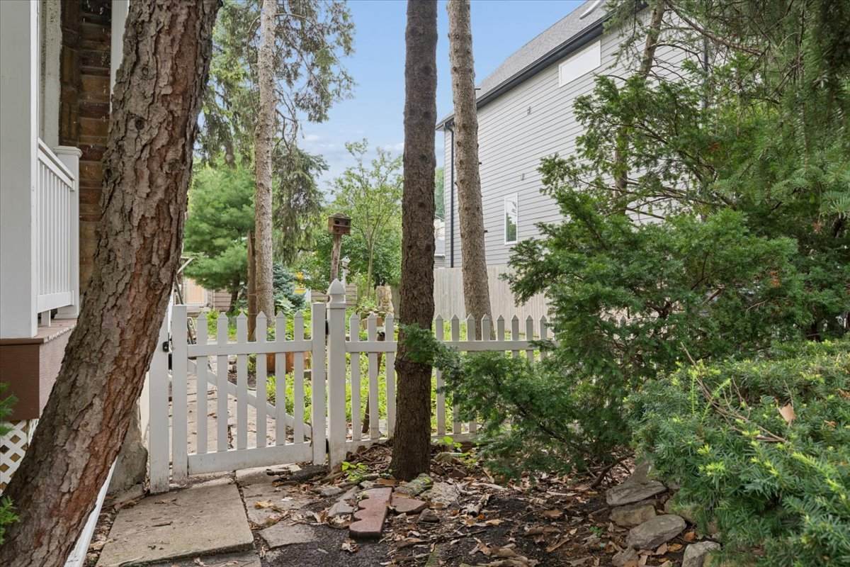 3923 Troy Street - Photo 1