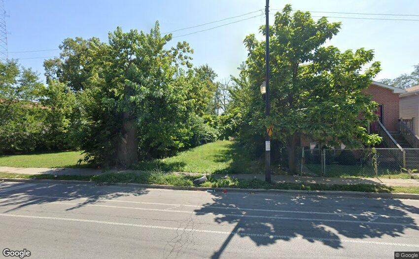 423 103rd Street - Photo 1