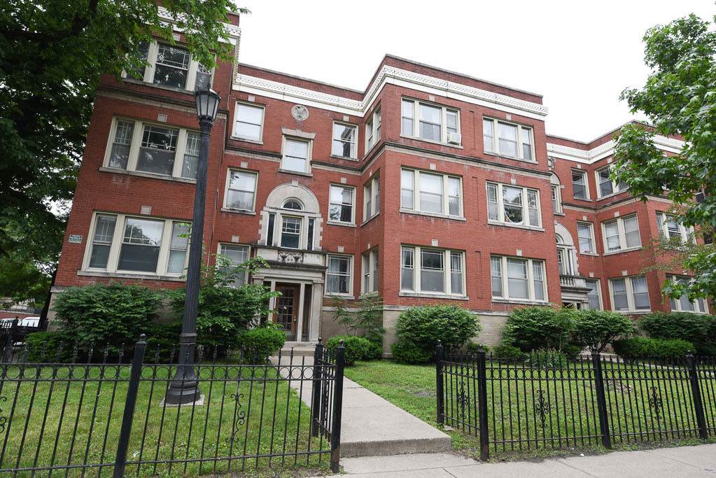 4400 Racine Avenue - Photo 1