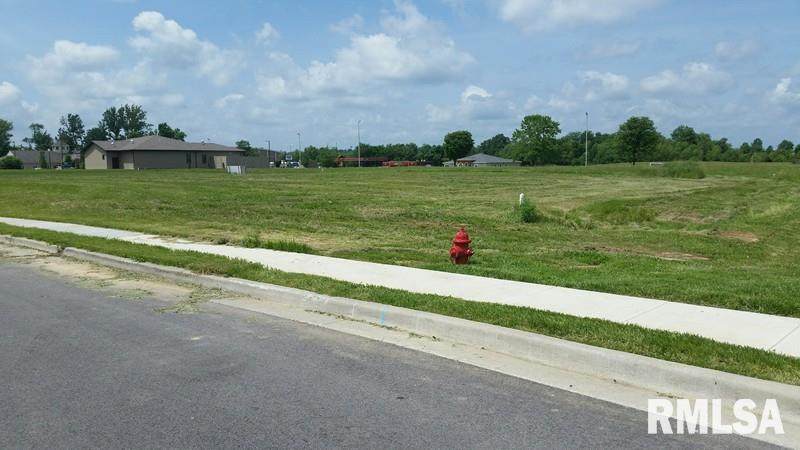 Lot 8 Financial - Photo 1