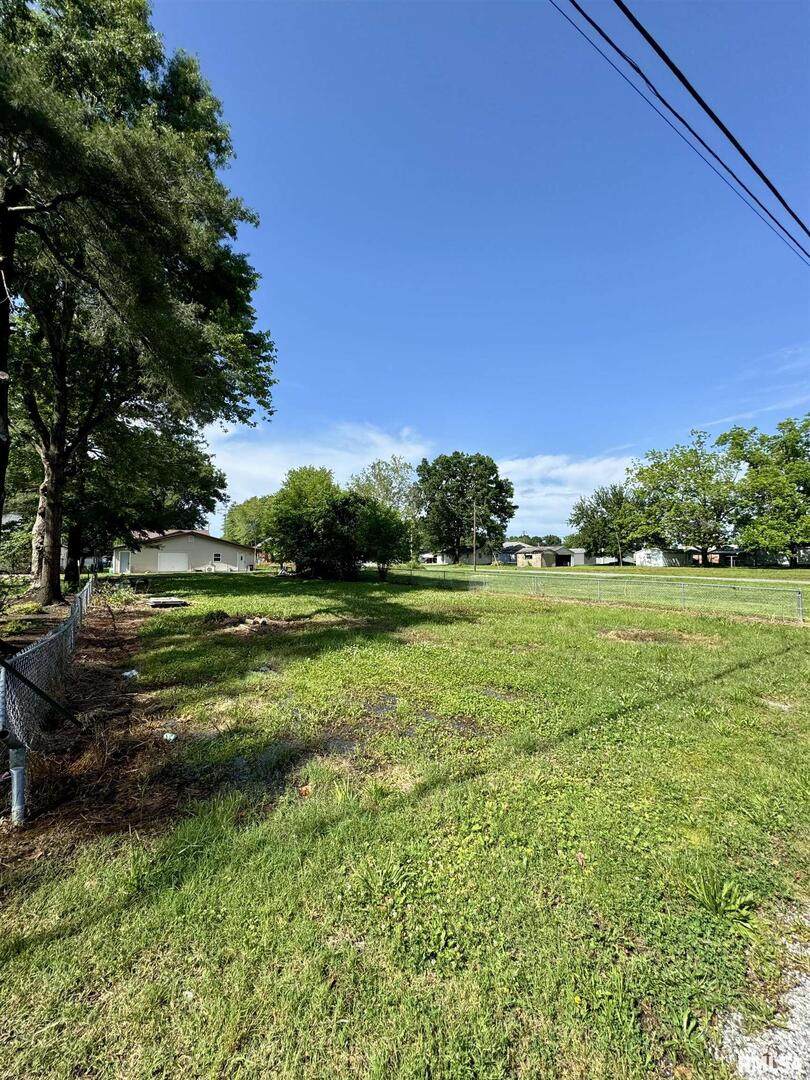 1203 Elm Street - Photo 1