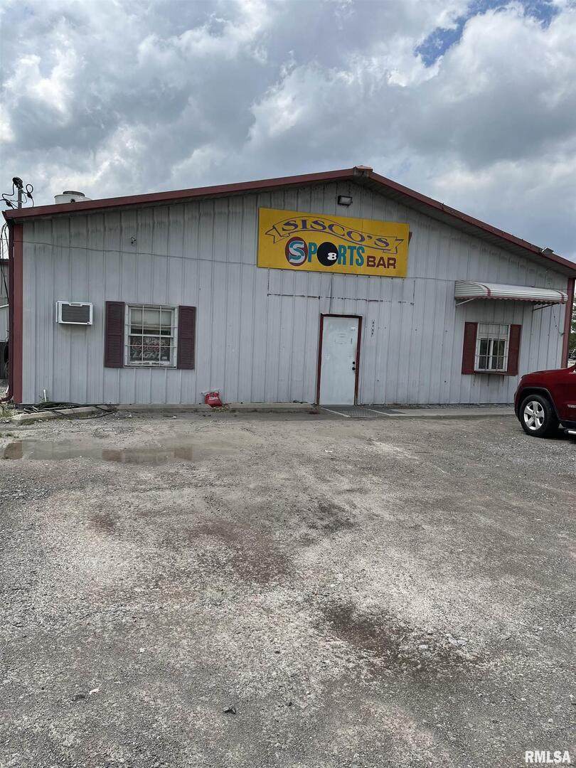 1411 Main Street - Photo 1