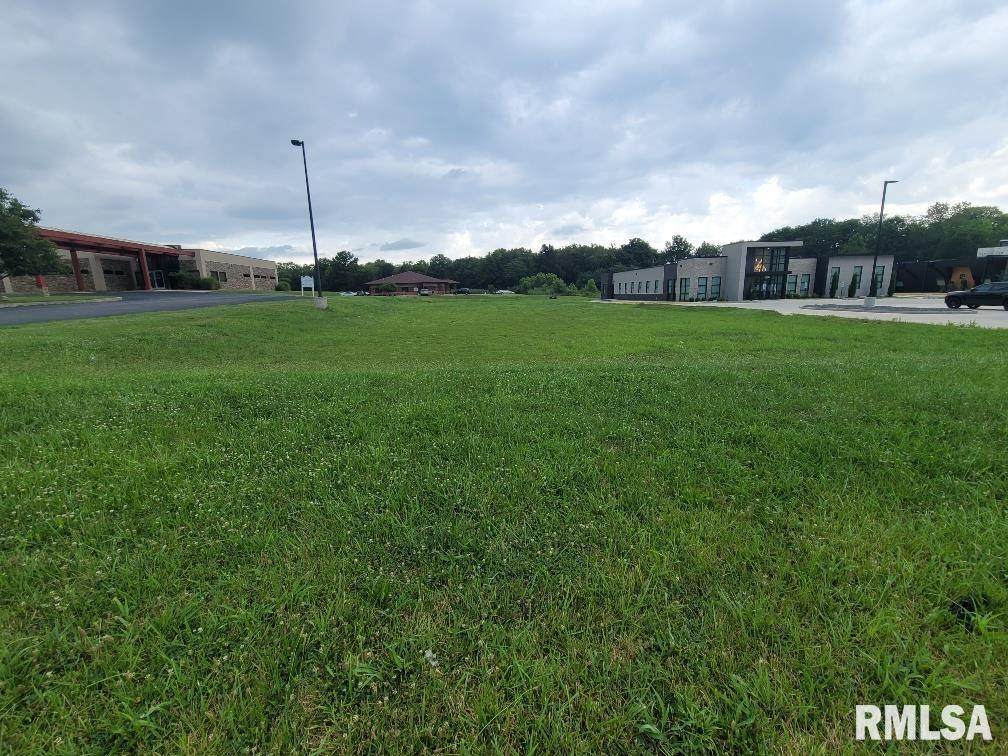 3128 Veterans Memorial Drive - Photo 1