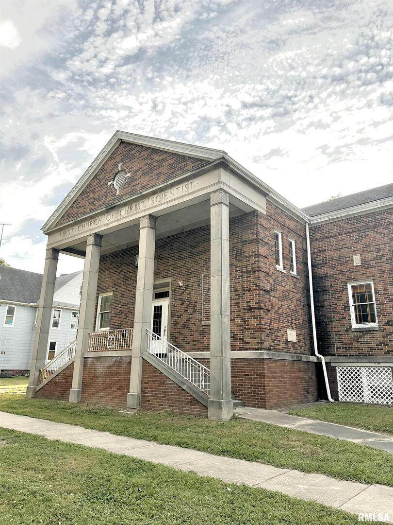 421 Broadway - Photo 1