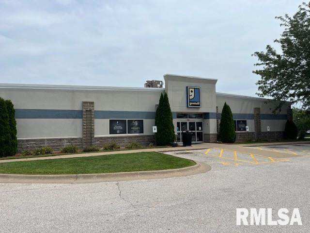 4664 44TH Street - Photo 1