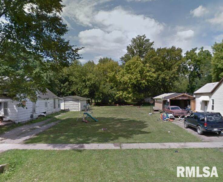 209 Walnut Street - Photo 1