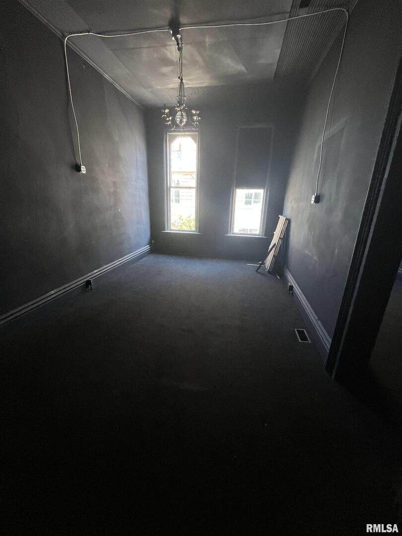 https://bt-photos.global.ssl.fastly.net/mred/orig_boomver_1_QC4266363-1.jpg
