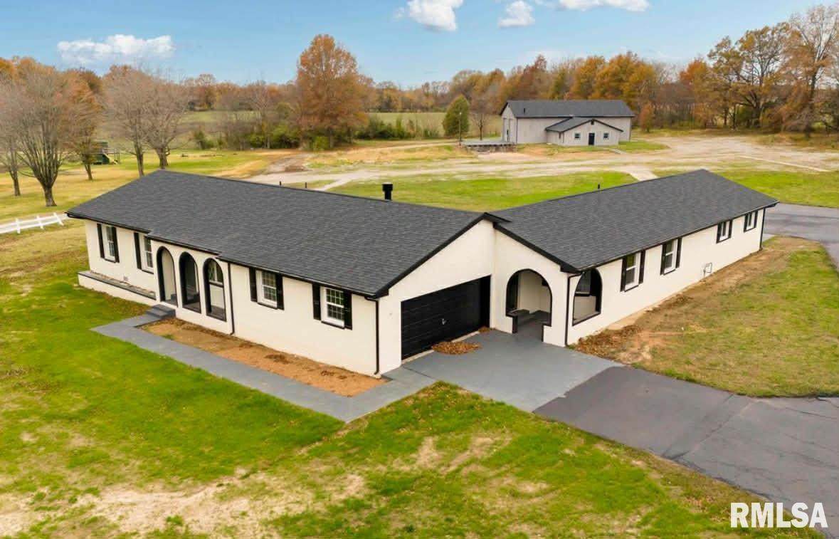 7837 State Highway 37 - Photo 1