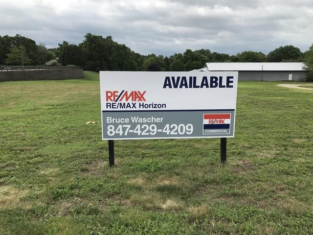 2075 Larkin Avenue - Photo 1