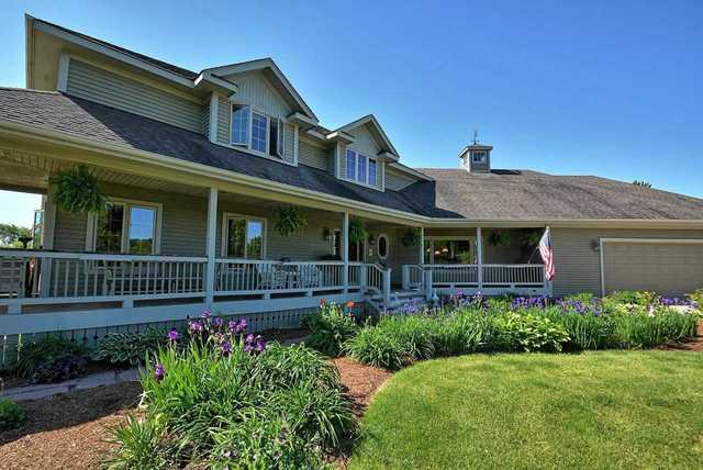 43W435 Cornwall Drive - Photo 1