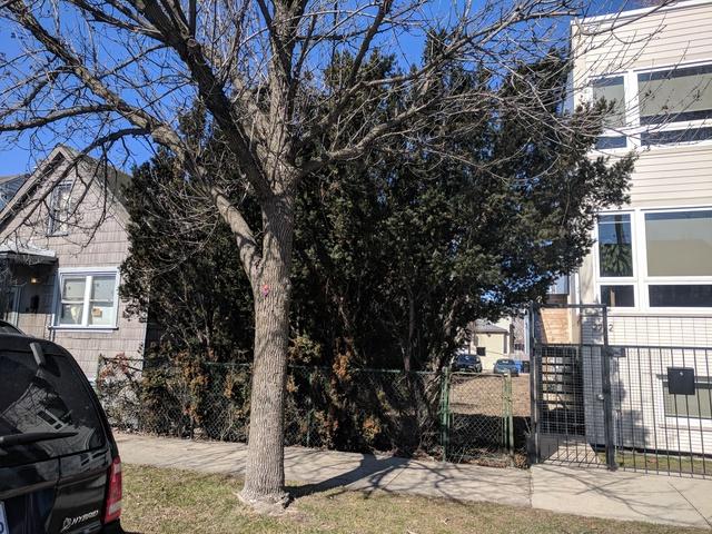 2234 Oakdale Avenue - Photo 1