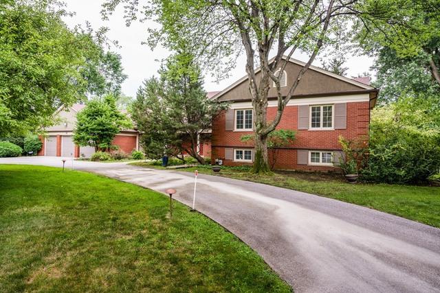 27 Meadowview Drive - Photo 1