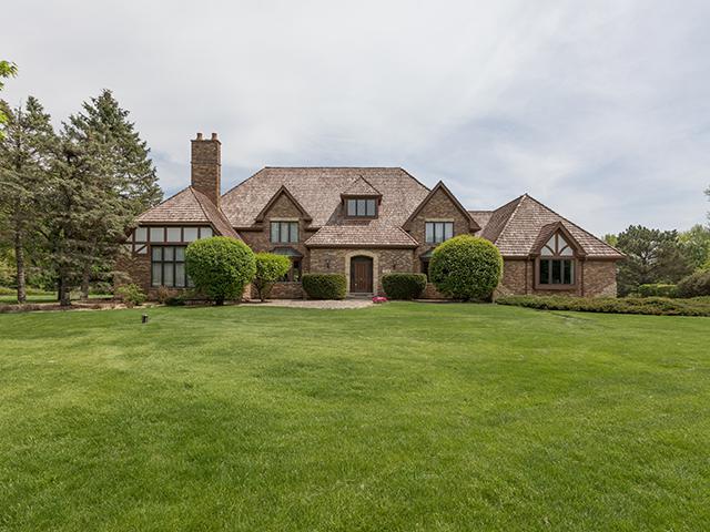 1S141 Cantigny Drive - Photo 1