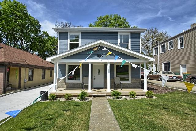 220 11TH Street - Photo 1