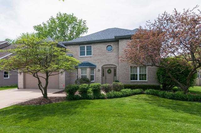 170 Macintosh Court - Photo 1